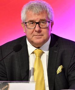 Kilometrówki i asystenci. Śledztwo, czy Czarnecki wyłudził pieniądze z PE, trwa