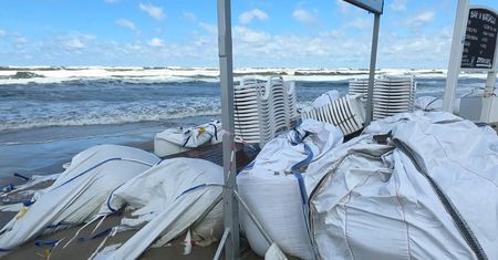Krajobraz jak po bitwie. Oto jak teraz wyglądają plaże nad Bałtykiem