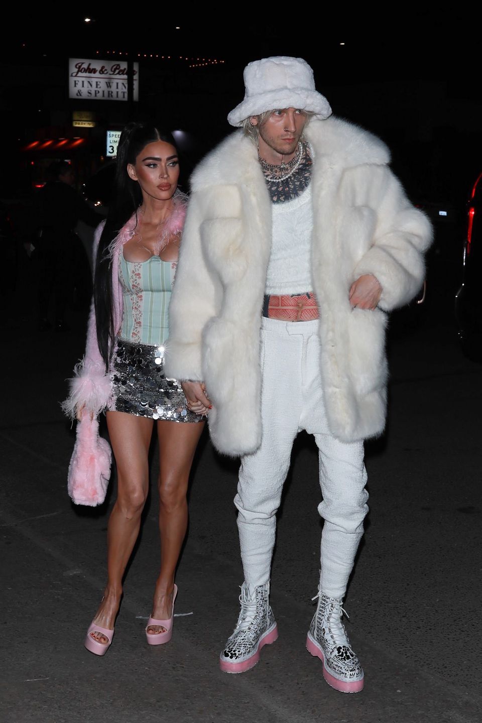 Megan Fox PRZERYWA MILCZENIE po rozstaniu z Machine Gun Kelly'm