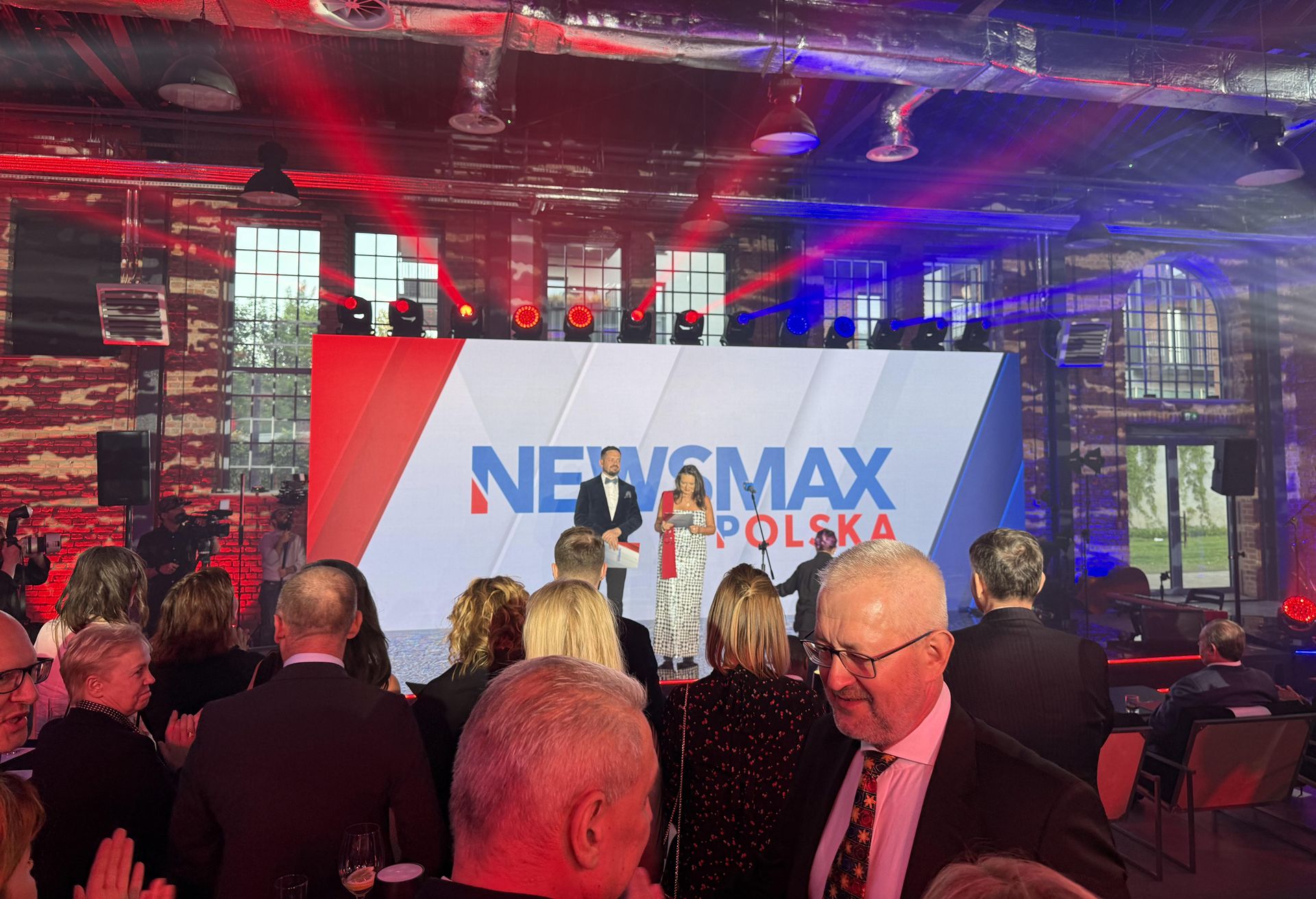 Prezentacja Newsmax Polska