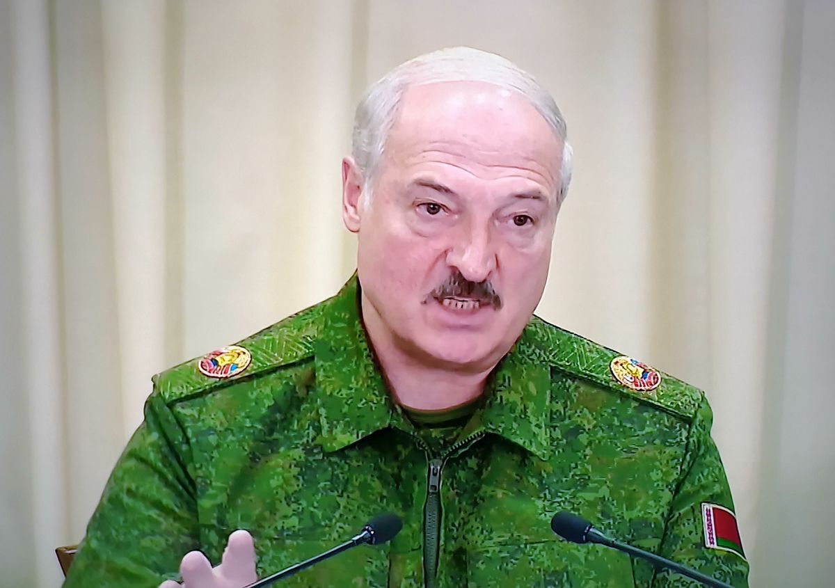 Białoruś u progu wojny? Eksperci są pewni: To celowe sygnały
