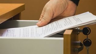 Masz taki dokument w domu? Może być wart nawet 27 tys. zł