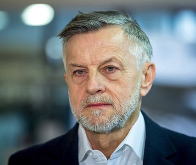 Koronawirus. Prof. Zybertowicz: Władzy ręce się trzęsą przed mediami