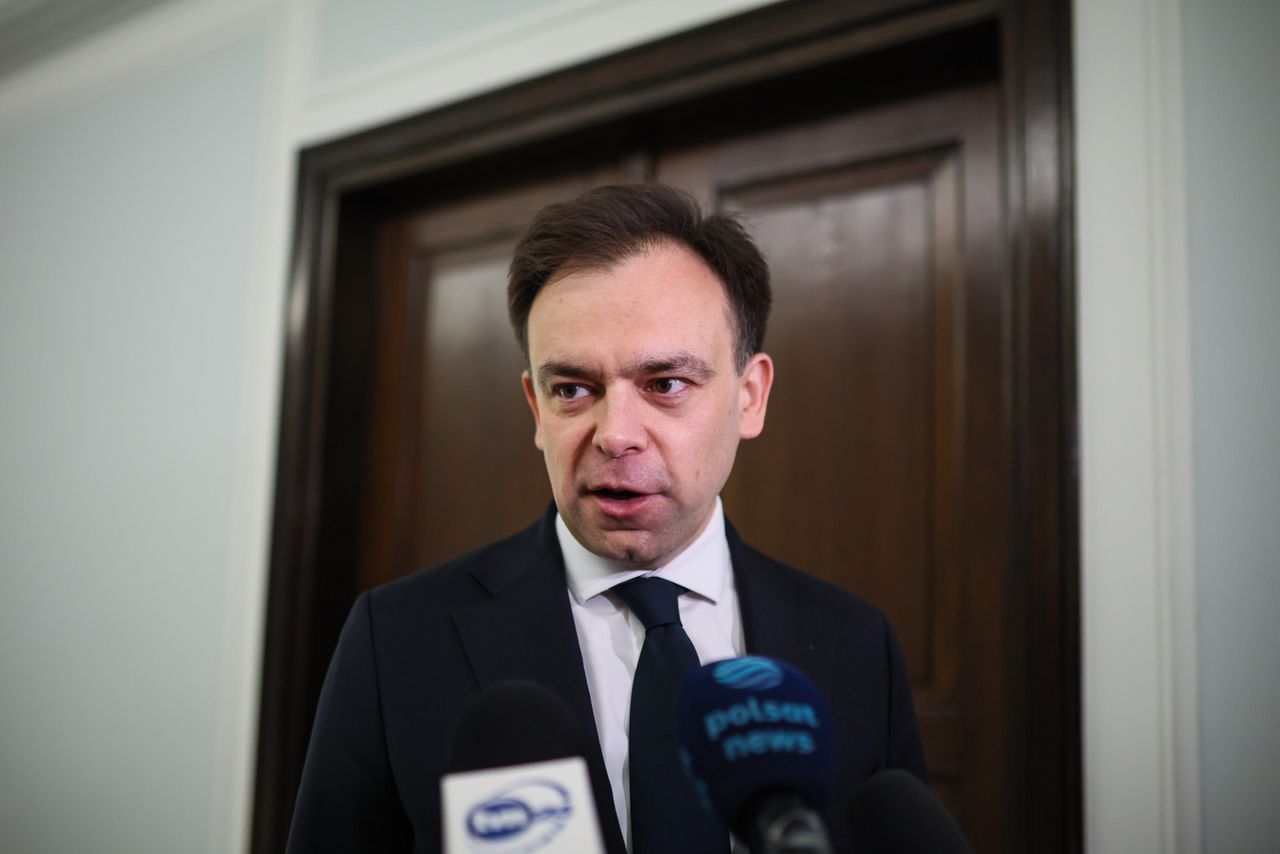 Tyle będzie kosztować obniżenie cen paliw. Domański: polski budżet jest gotowy