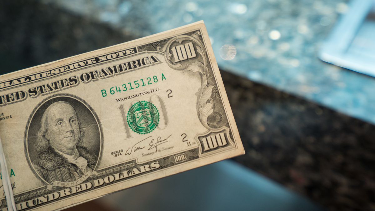 Kursy walut NBP 23.12.2020 Środowy kurs euro, funta, dolara i franka szwajcarskiego