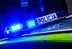 Policjanci uratowali przed wychłodzeniem mężczyznę. Był pijany