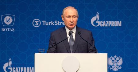 Perła w koronie Putina wciąż błyszczy. Wojna w Ukrainie tego nie zmieniła