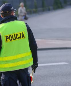 Pędził w gęstej mgle. Wpadł w ręce policjantów drogówki