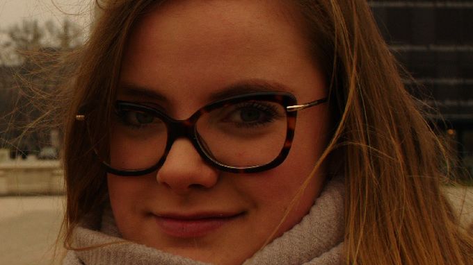 Czułam, jakbym stąpała po rozżarzonych węglach. W żyłach krążyła tylko morfina i ketonal