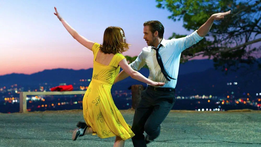 This dance pose was used in "La La Land" posters.