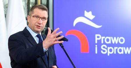 Burza po słowach Czarnka o Ukrainie. PiS ucina spekulacje