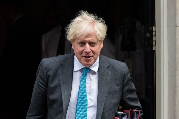 Koronawirus w Wielkiej Brytanii. Boris Johnson zmienia zasady funkcjonowania gastronomii.
