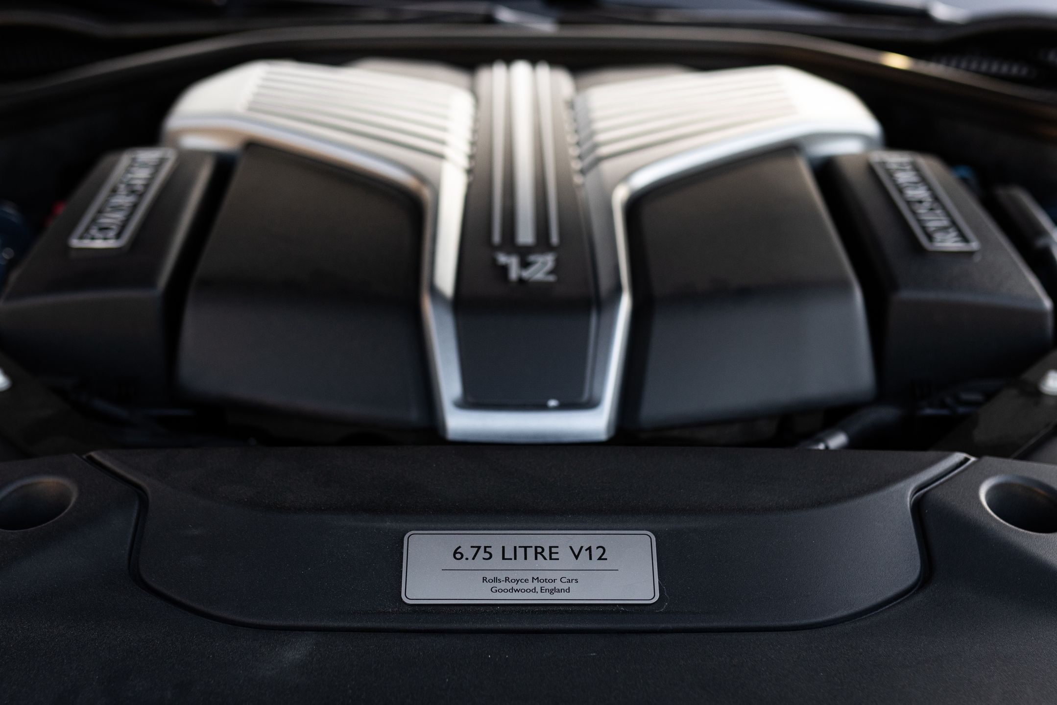 Rolls-Royce Ghost serii II Black Badge (2025)