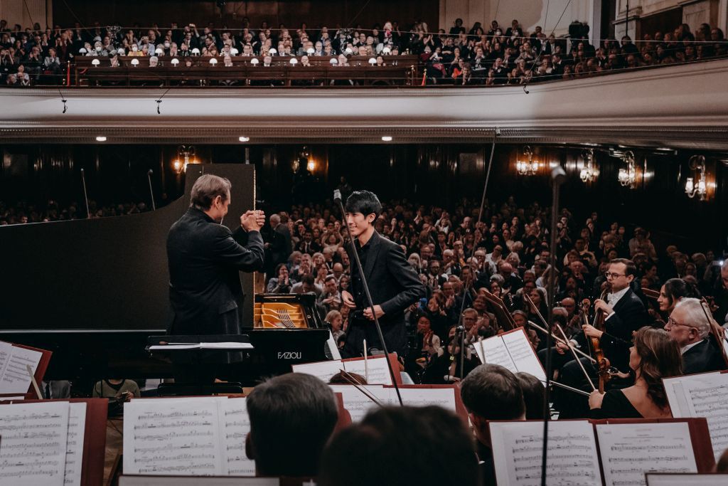 Eric Lu podczas finału XIX Konkursu Chopinowskiego © Wojciech Grzędziński