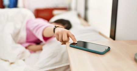 Ten nawyk ma tysiące osób. Zamiast pomagać, poważnie szkodzi