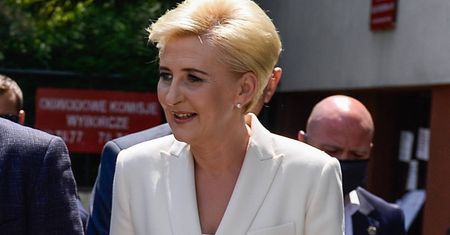 Nie ma śladu po nudnych garsonkach. Tak wyglądała w Kanadzie