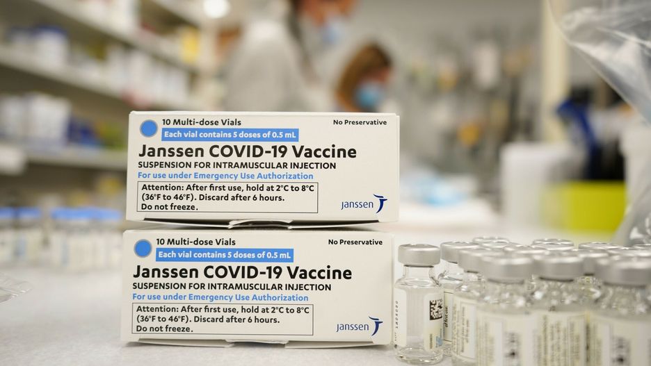 Fabryka w USA zmarnowała 15 mln dawek szczepionki Johnson&Johnson
