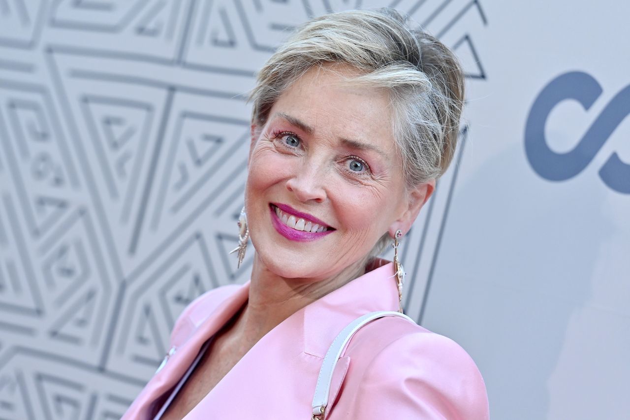 Sharon Stone przejdzie operację usunięcia mięśniaka. Poprzedni lekarz przeoczył guz