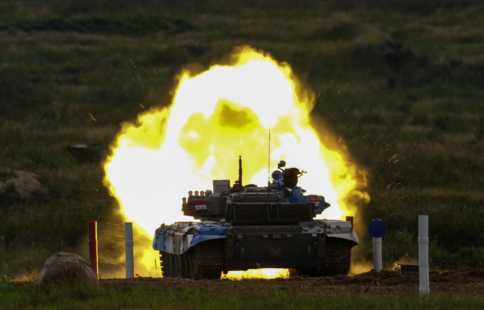 "Nie będzie kolumn czołgów". Generał mówi, jak Rosja zniszczy Ukrainę