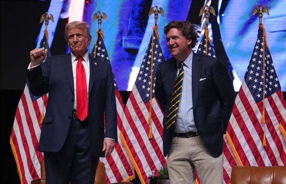 Tucker Carlson żałuje poparcia Donalda Trumpa. "Przepraszam za wprowadzanie ludzi w błąd"