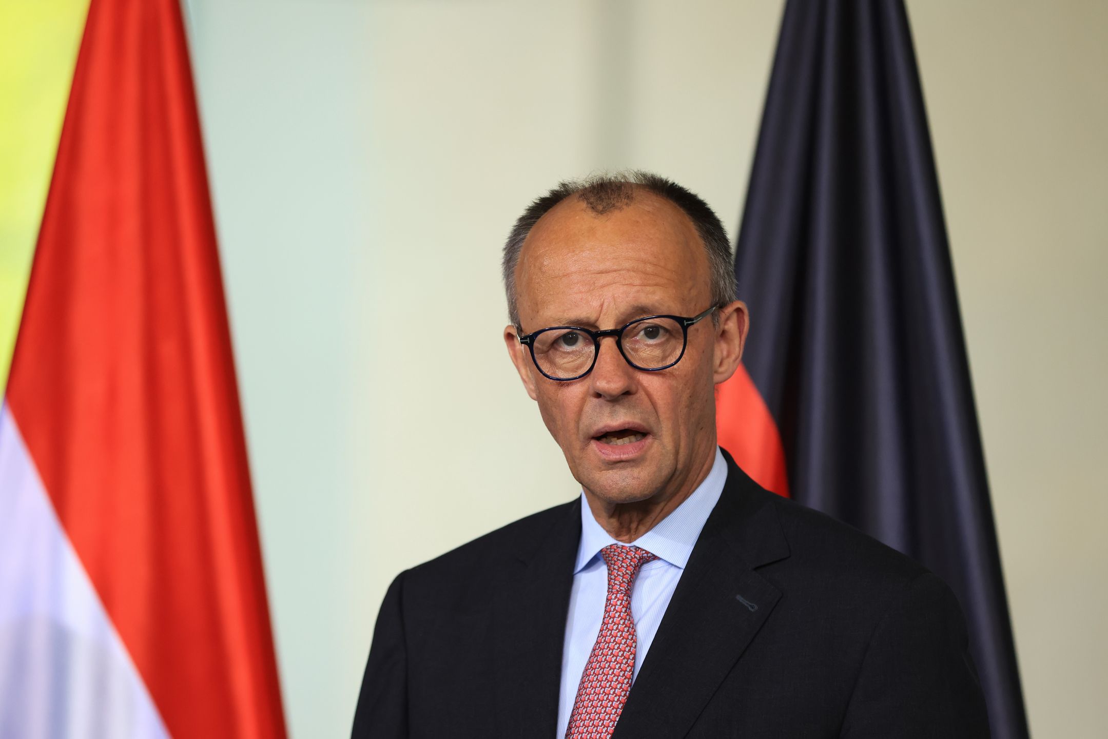 Krytykują plan Merza i NATO. Oni wolą dialog z Rosją