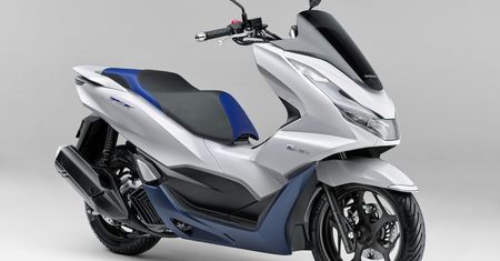 Honda PCX e:HEV to hybrydowy skuter, który zadebiutował w Japonii