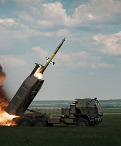 Rakiety uderzyły w środku ceremonii. Masakra Rosjan w Donbasie [RELACJA NA ŻYWO]