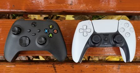 PlayStation 5 czy Xbox Series X? Ze sprzedaży zadowoleni są wszyscy
