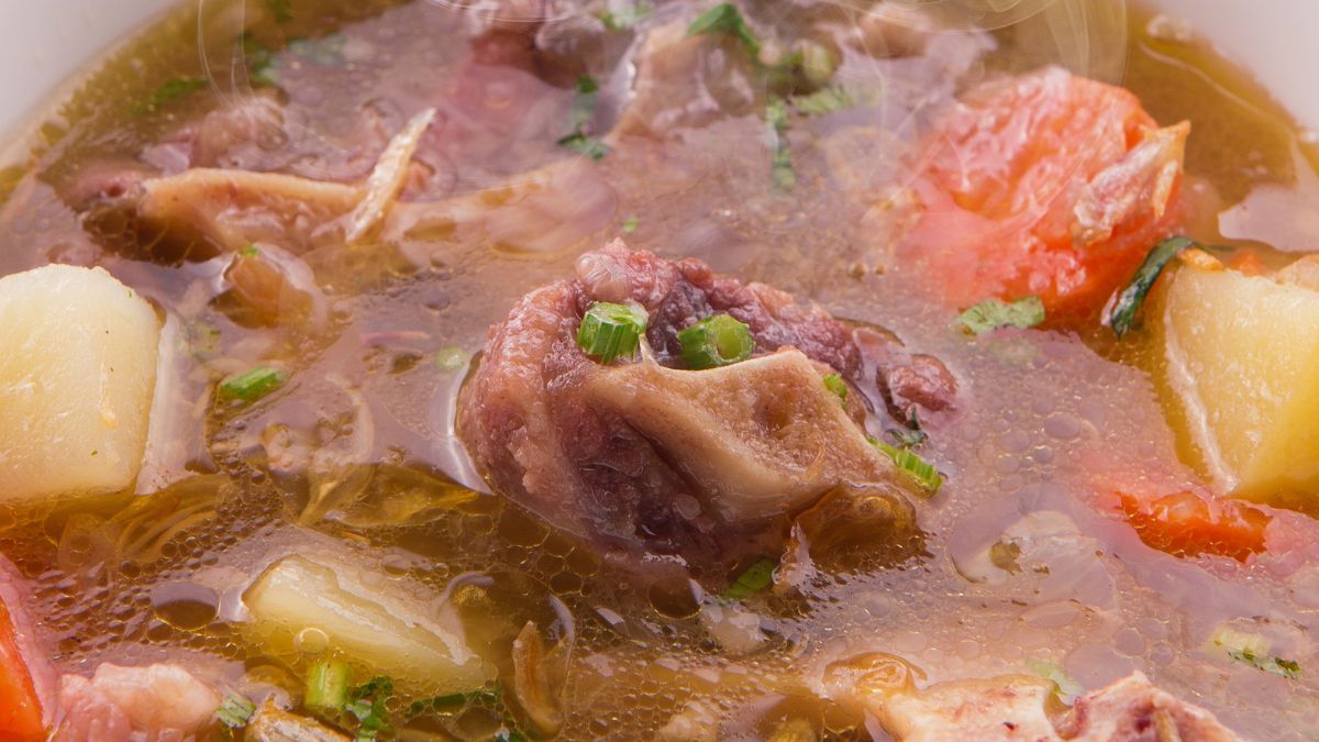 Pożywna i sycąca zupa ogonowa