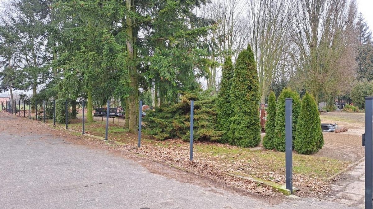 Płot został skradziony