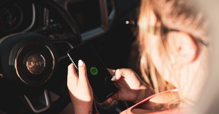 Spotify pozbywa się ułatwienia dla kierowców, ale obiecuje nowe innowacje