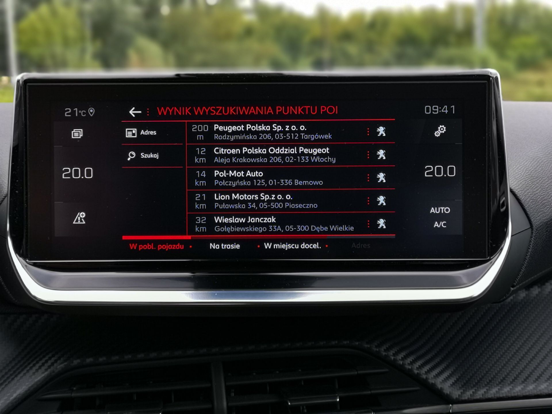 Peugeot 2008: Nawigacja 3D z TomTom Traffic oraz pakiet wsparcia kierowcy 5