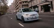 Elektryczny Fiat 500 już tylko za pół worka pieniędzy. Nowe wersje pojawiły się w cenniku