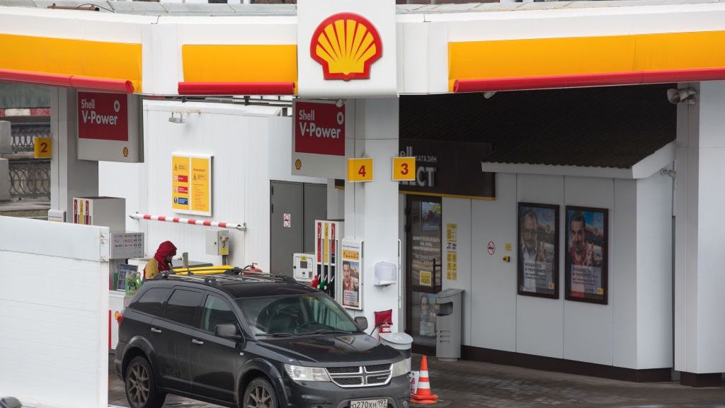 Koncern sprzeda ponad 400 stacji benzynowych w Rosji