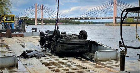 Policjanci znaleźli "skarb". Leżał na dnie rzeki