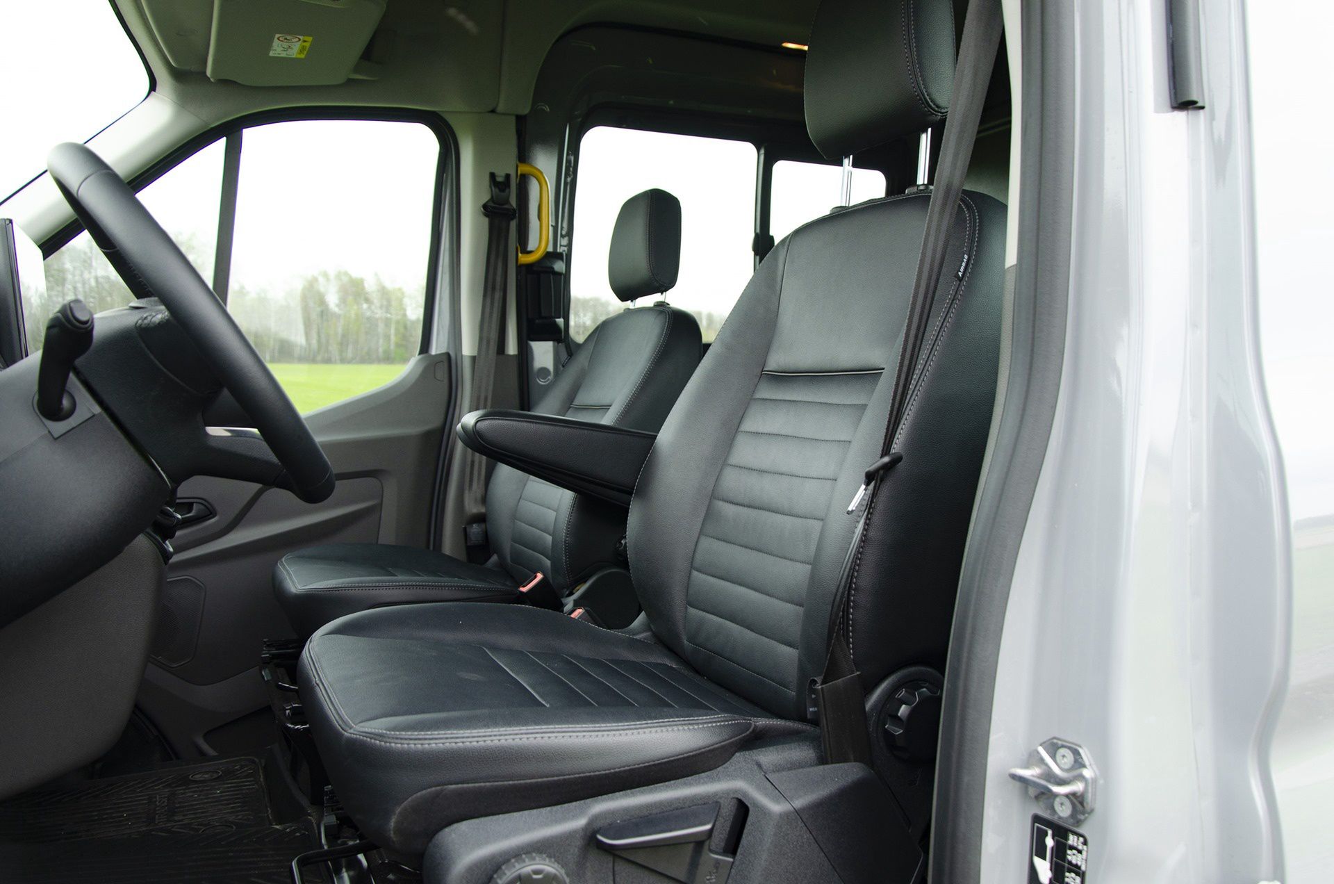 Ford Transit Trail (2023)