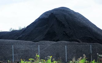 Węgiel za 45 mln zł zalega na składach. Będzie przełom?