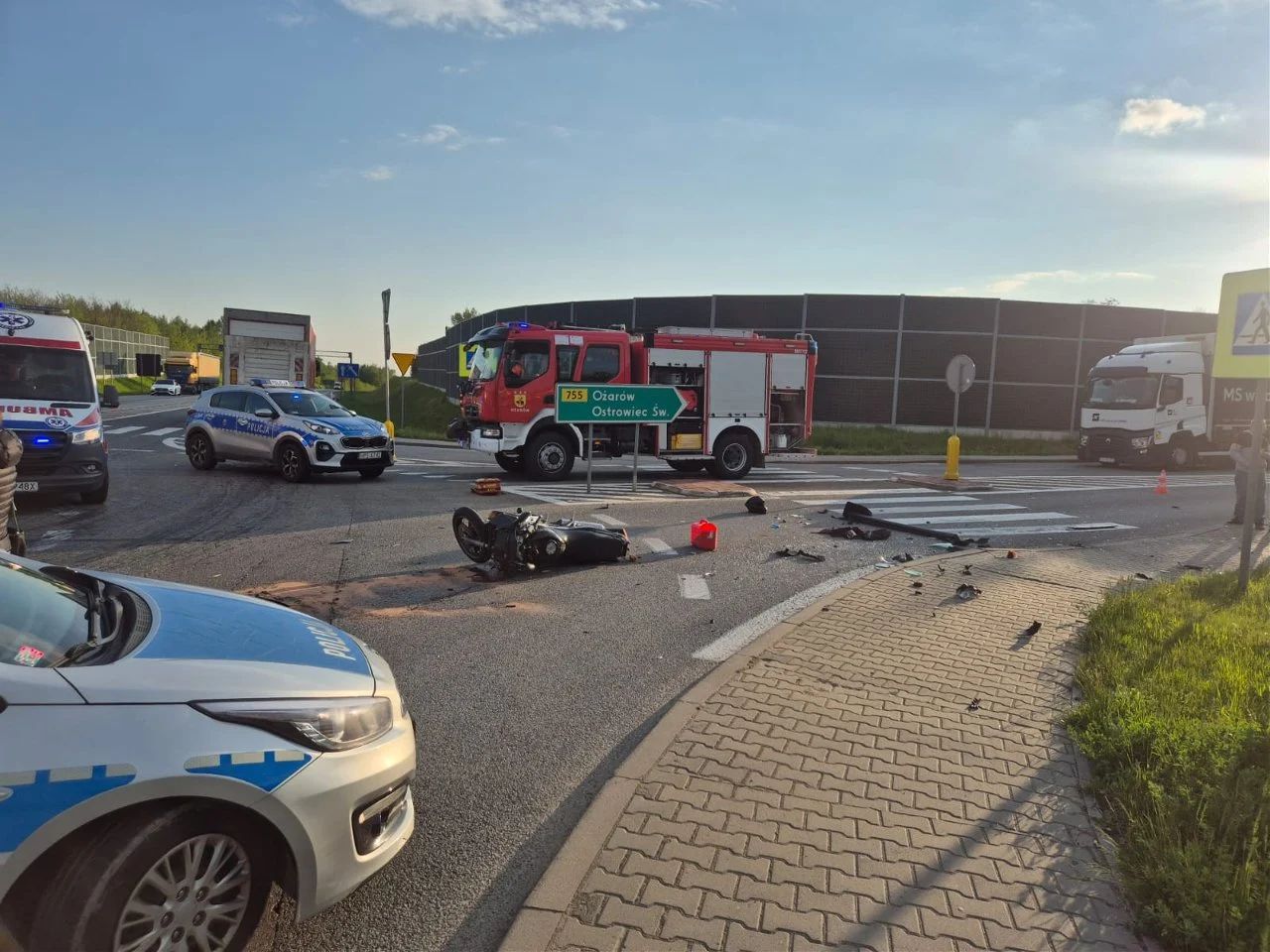 Poważny wypadek w powiecie opatowskim