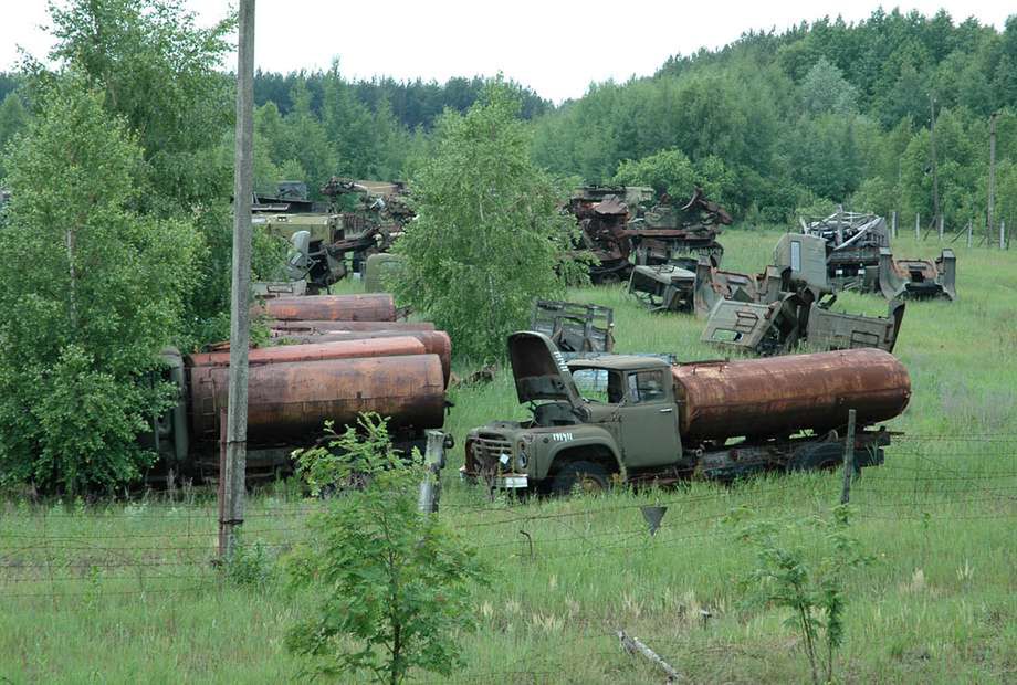 Cmentarzysko napromieniowanych pojazdów pod Czarnobylem 16