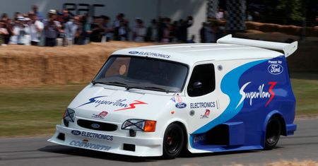 Ford Supervan. "Szokująco głośny i niezwykle szybki"