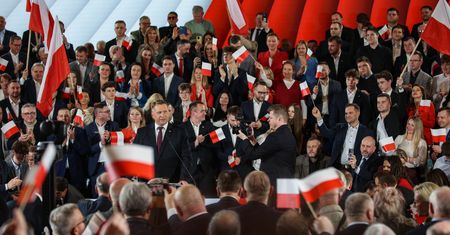 Kaczyński przedstawił kandydata PiS na premiera. "Musimy mieć nowy rząd"