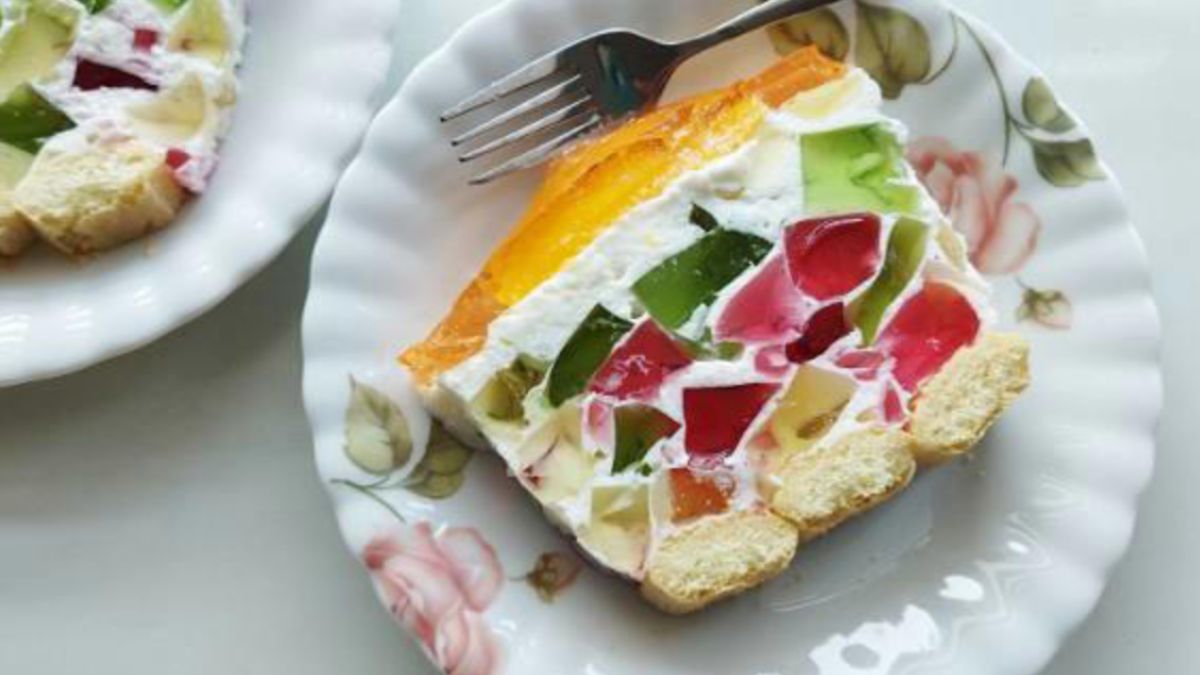 Jogurtowiec, czyli proste ciasto na zimno.