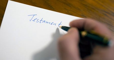 Testament notarialny – ile kosztuje?