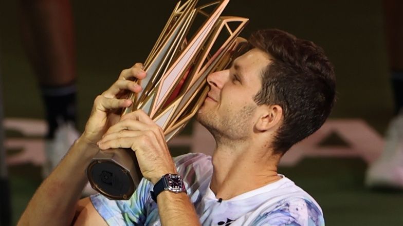 Olbrzymi sukces Huberta Hurkacza. Zarobi miliony