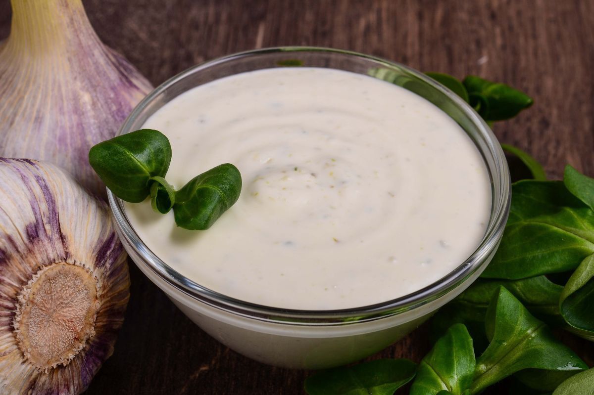 Garlic sauce - Delicacies