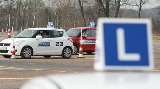Duże zmiany w egzaminie na prawo jazdy. Czy to koniec placu manewrowego?