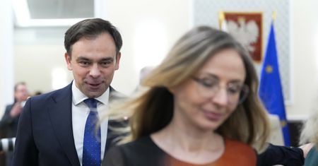 Spór o minimalną płacę zmierza do końca. Zaczyna się o wynagrodzenia budżetówki
