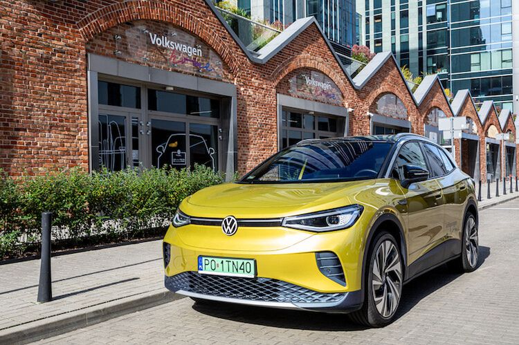 Butikowy salon w Warszawie ambasadą elektromobilności Volkswagena