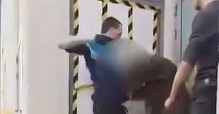 Nagranie pobicia trafiło do sieci. Wśród zatrzymanych 16-latka
