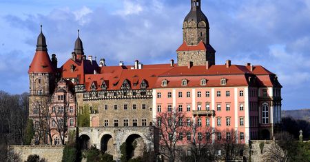 Turysta z Niemiec nagle zniknął w okolicach zamku Książ